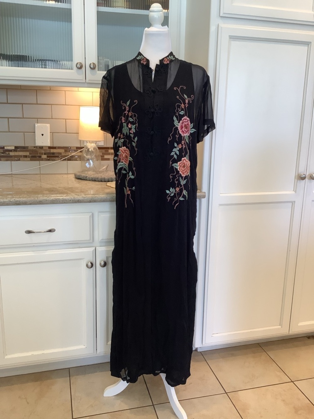 Vintage t. Rose Black Floral Embroidered Short-Sleeve Two Piece Maxi Dress